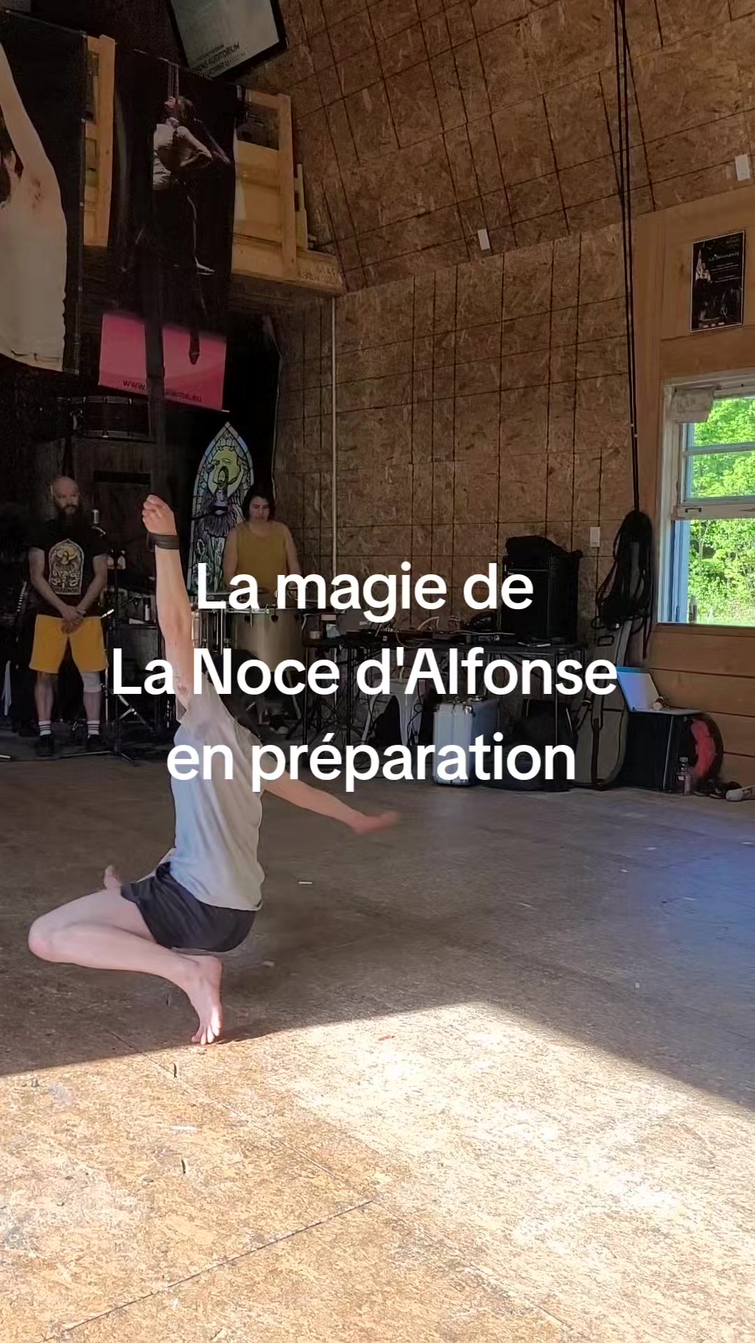 La Noce d'Alfonse, nouveau spectacle de Cirque Alfonse, en pleine ...
