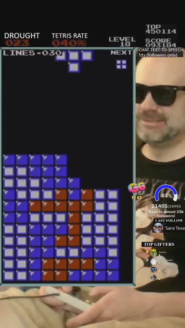 Seems almost impossible #videogames #classictetris #esports