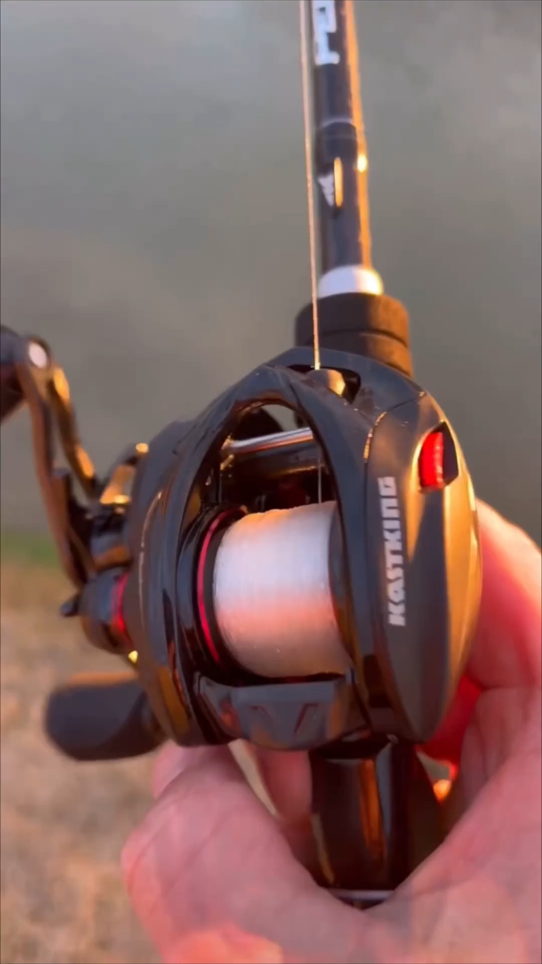 2 piece vs 1 piece baitcasting rods Raptor Saltwater Fishing Rod 6 Foot Spinning Casting Pieces Offshore Boat Pole 27T High Carbon Fiber Baitcaster Lightweight Stainless Steel Guides Bass Trout Catfish Boat Fishing Rod(Casting) : Sports Its expertly designed with a lightweight graphite frame and side covers for a robust What are the pros and