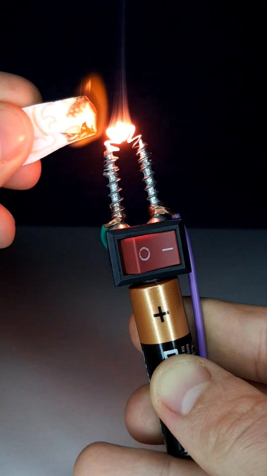 1000°C - How to make electric lighter at home 🤯🥵💥 . . . . #experiment # ...
