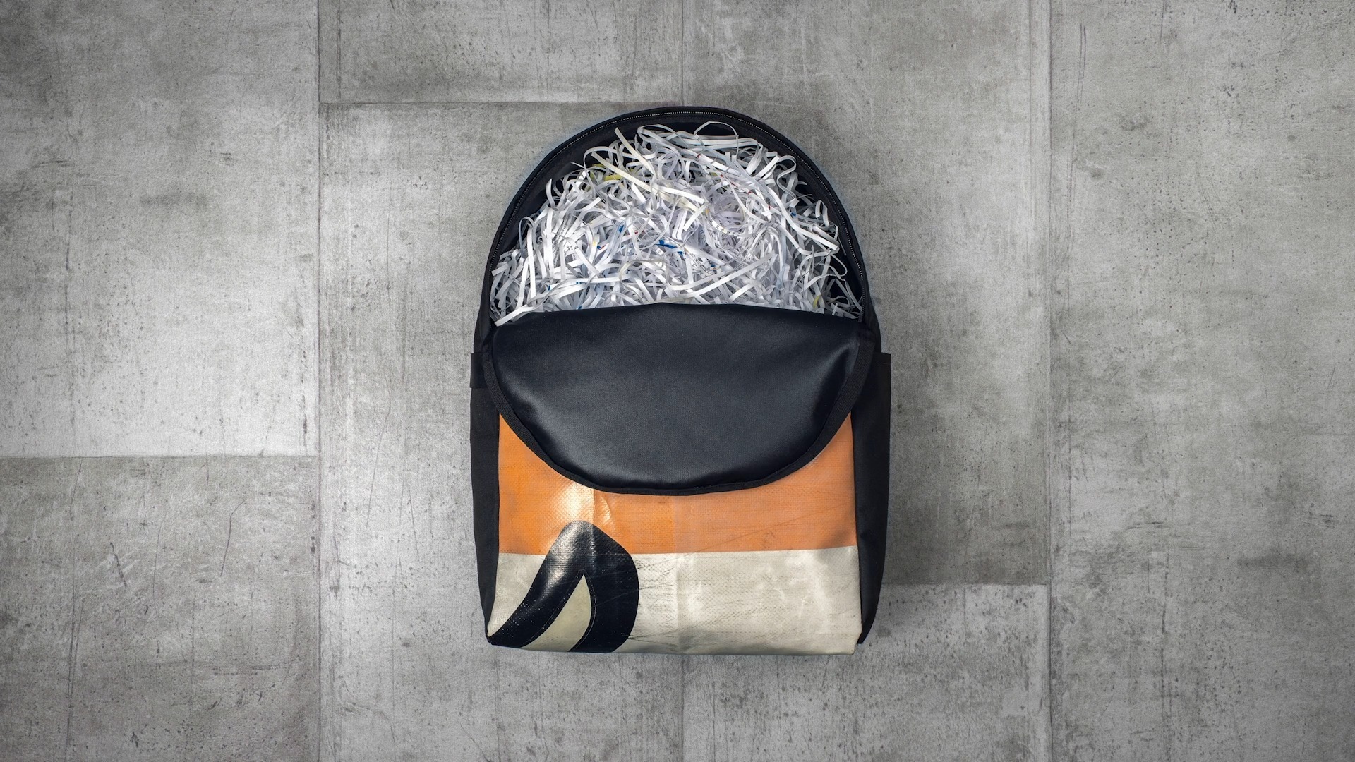 F601 MALCOLM is here with us! | FREITAG-Store Milano