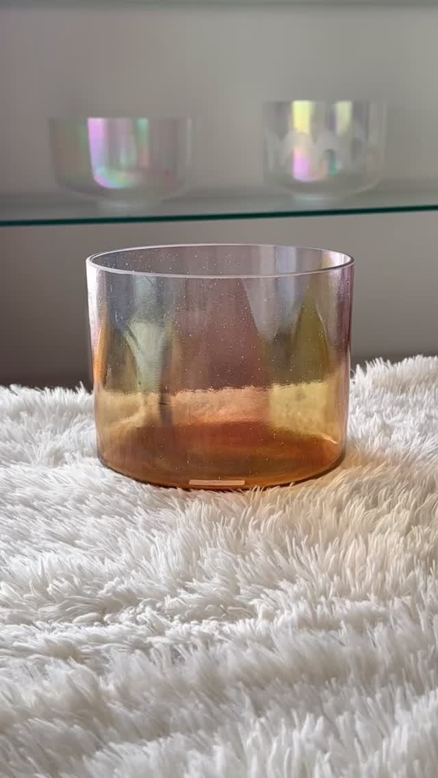 セイクリッドフェミニン 久高島ソルトと ピンクオーラゴールド の