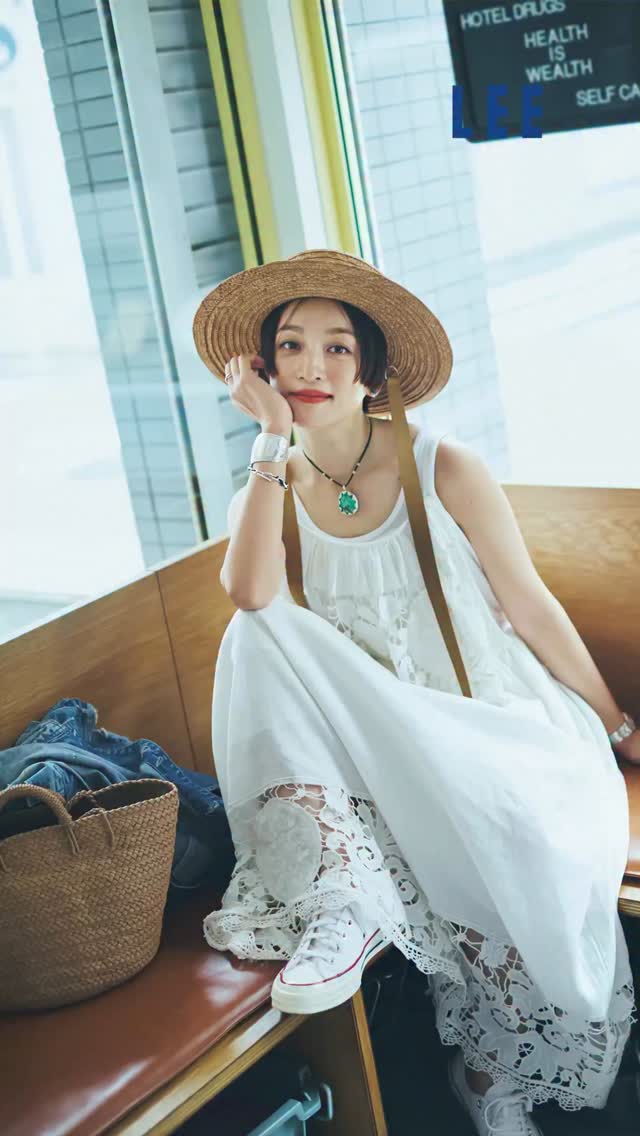 高垣麗子さんの「最愛ベーシック」で過ごす1週間に密着！LEE8・9月合併