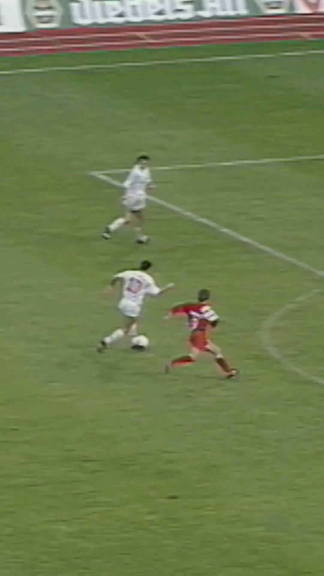 PIERRE LITTBARSKI 🇩🇪 – GOAL VS YOKOHAMA F. MARINOS 🇯🇵 (1993