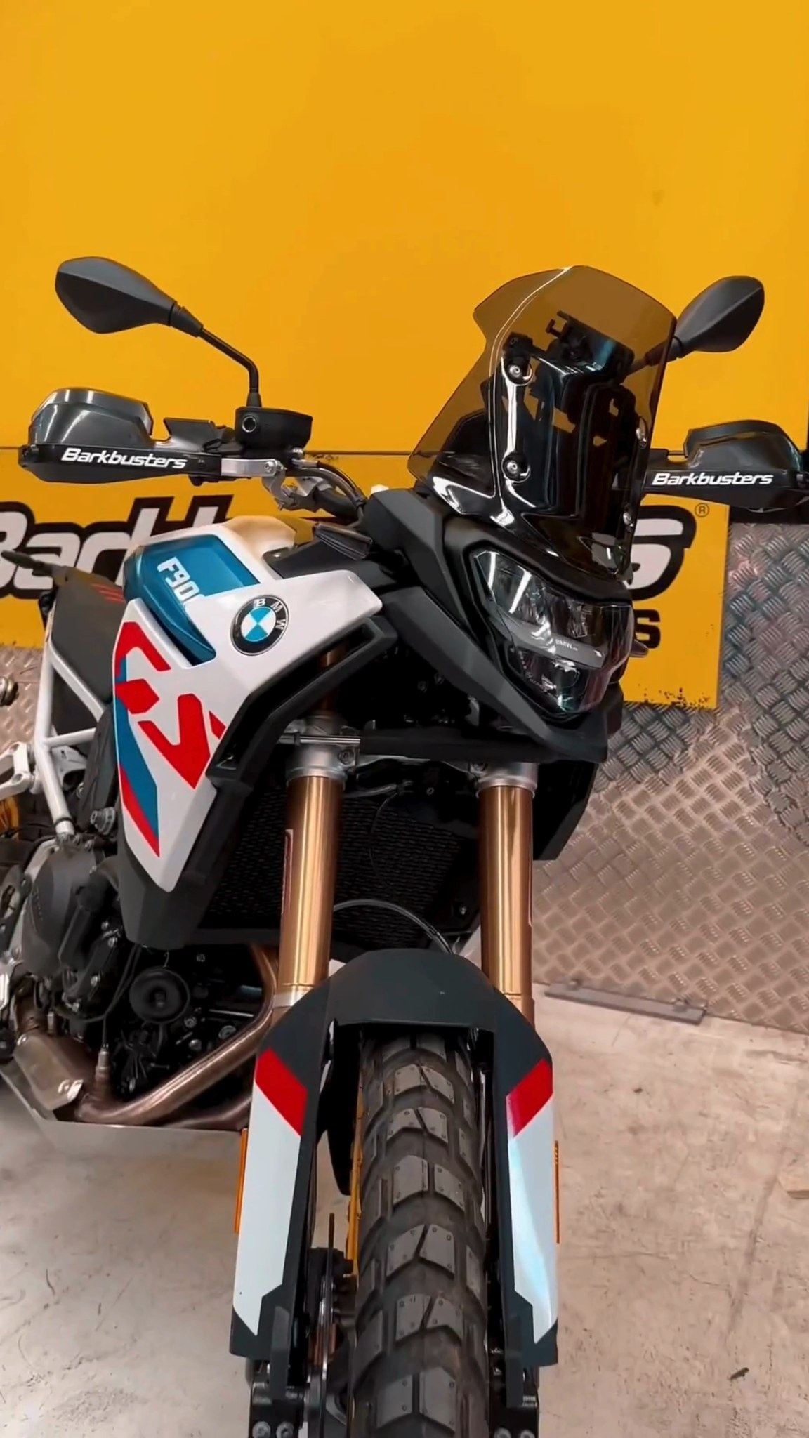 🚨 COMING SOON 🚨 BHG KIT 🤝 BMW F 900 GS | Barkbusters Handguards