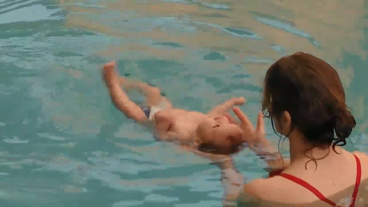 Au Fil De L Eau Piscine Privee Farciennes Erwan 3 Mois 3e Seance Bebenageur Facebook