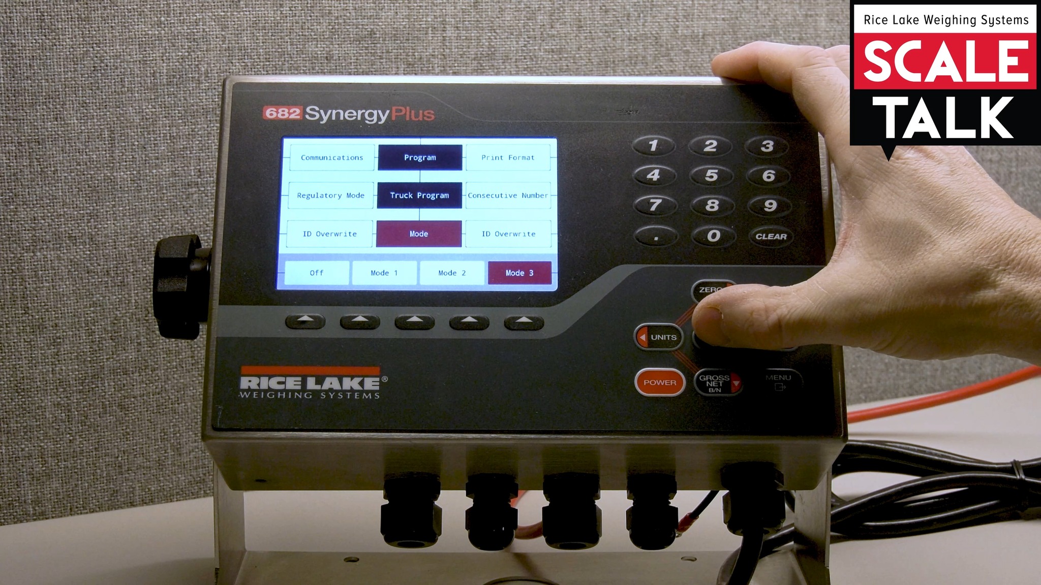 Our 682 Synergy Plus digital weight indicator includes a built-in