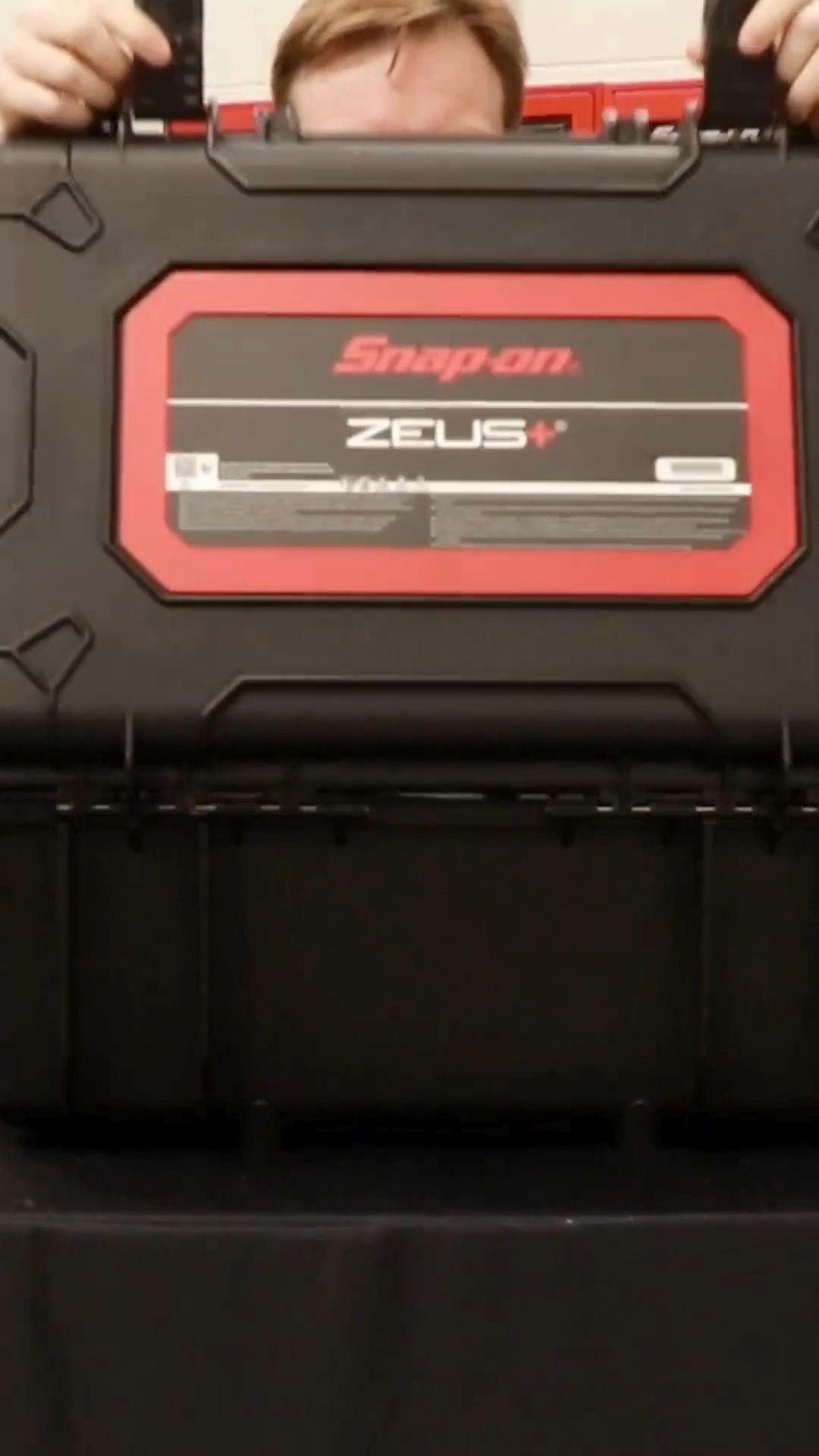 The ZEUS+ Grab N Go is a robust bundle of diagnostic power for