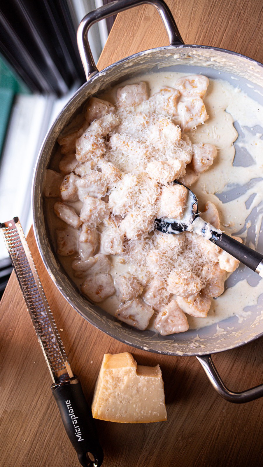And it only called for 7 ingredients. 👏🏼 Recipe is on The Foodletter ...