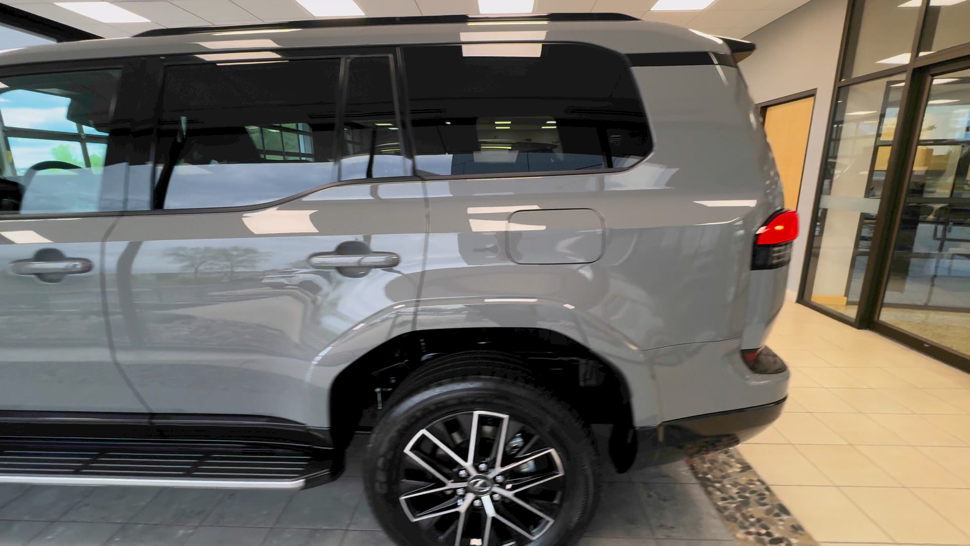The 2024 Lexus GX550 Premium+ in Incognito... looks pretty good, eh ...