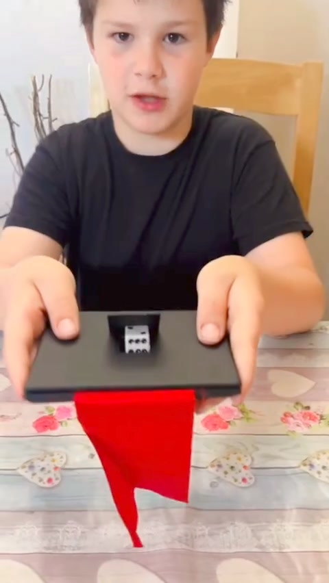 This is a really cool trick I got from The Magic Circle Convention 