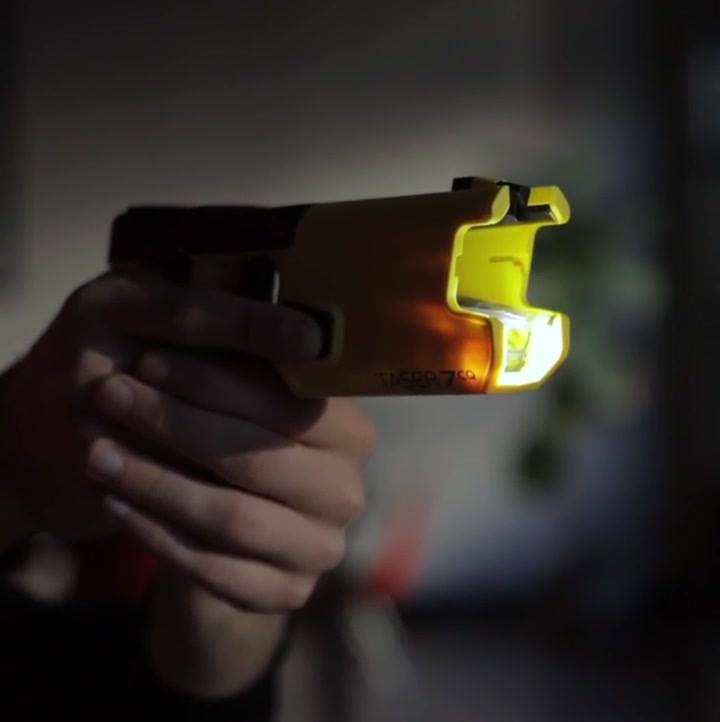 Taser Self Defense Taser 7 Cq Home Defense Spark Test Facebook