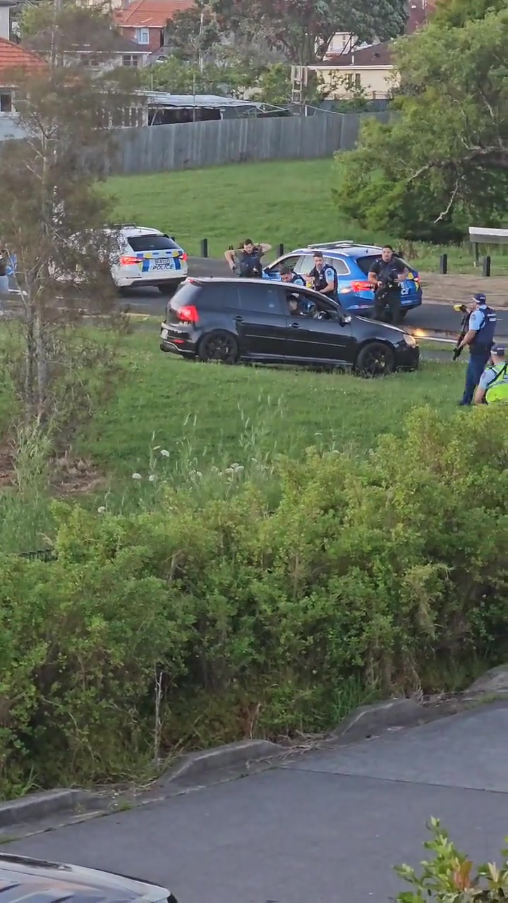 Incident at Glenn Innes today.🚔🚓🚔🚙 
