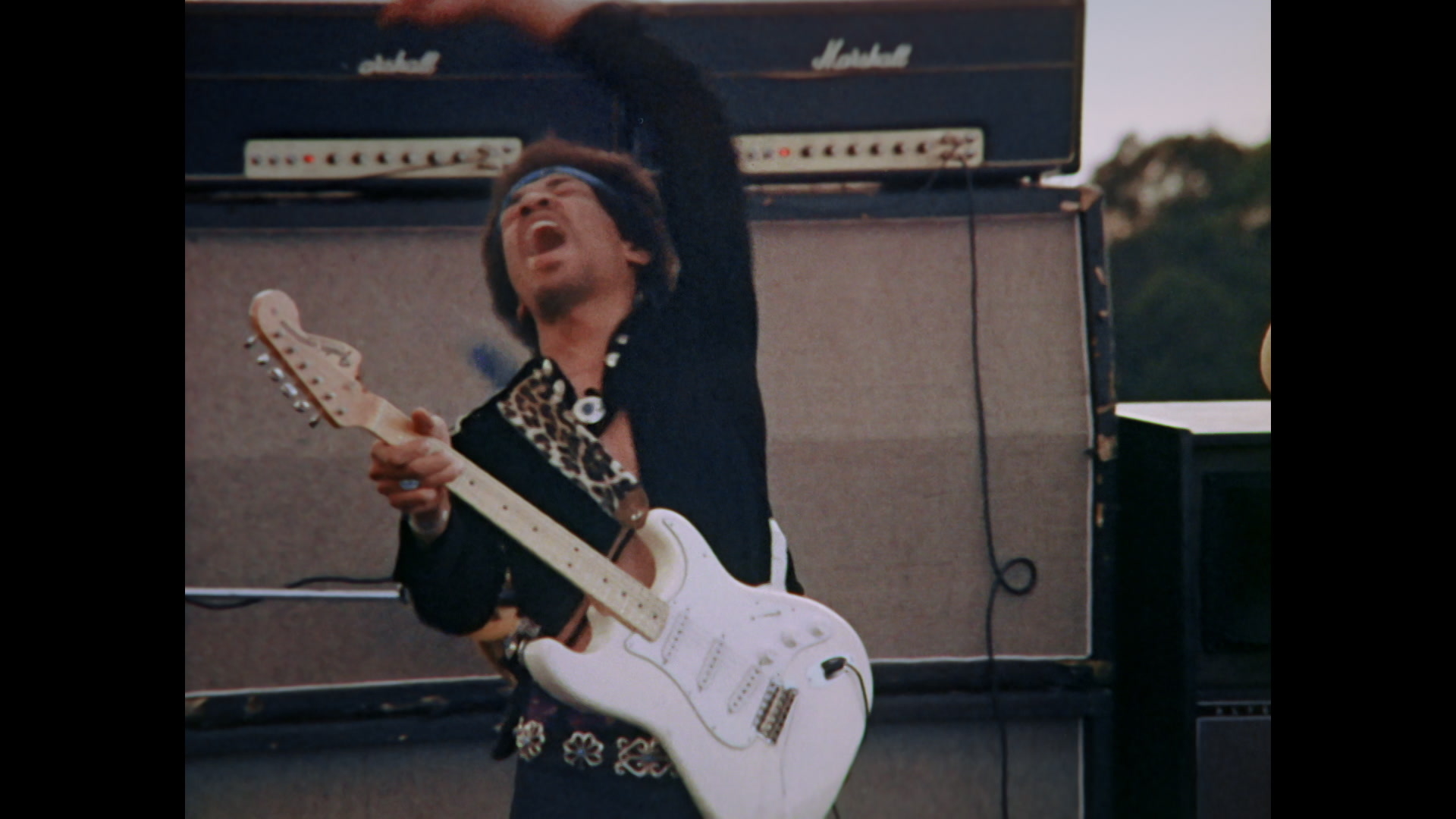 Watch Jimi Hendrix tear through this live performance of 