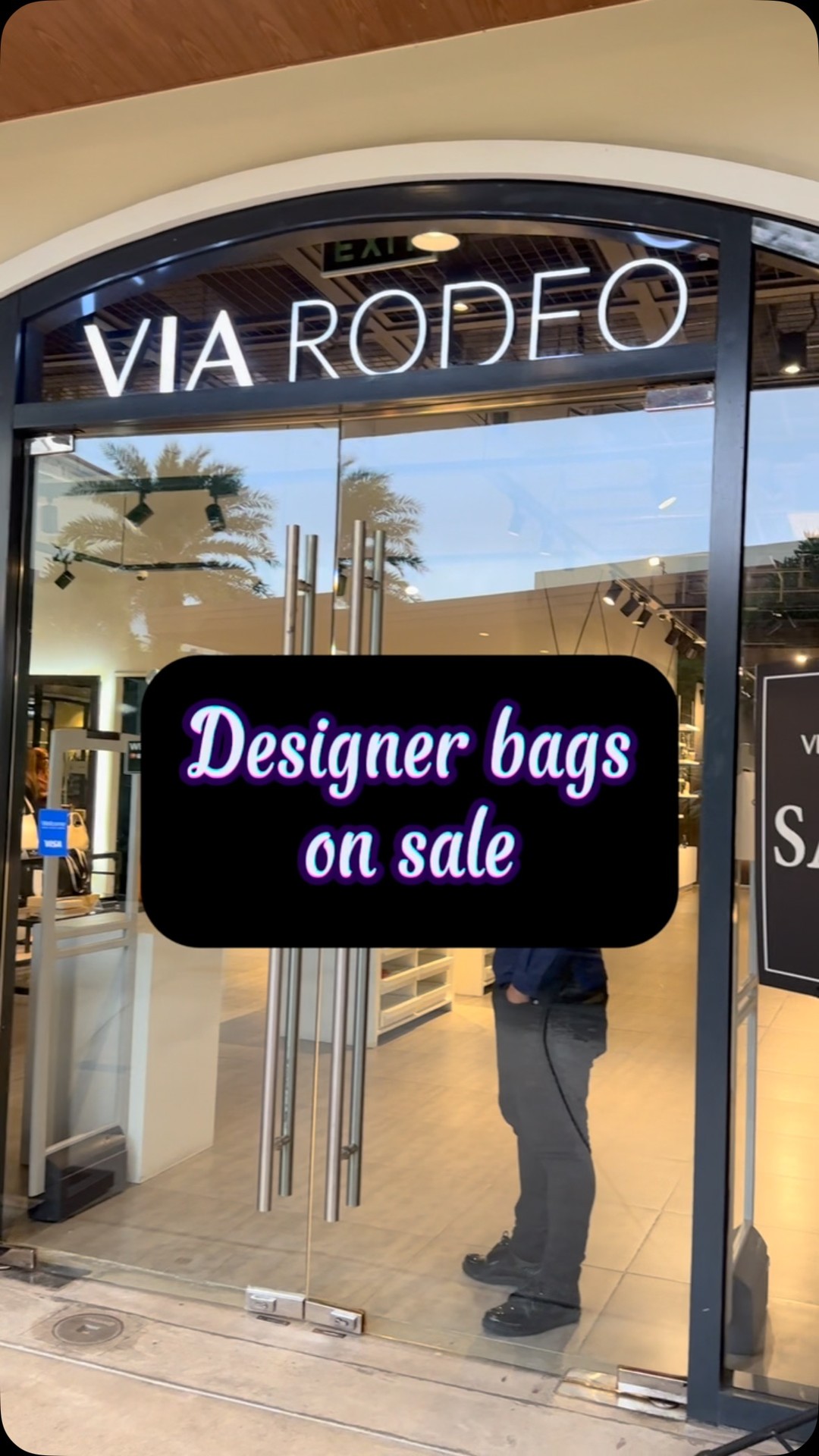 Check out these Kate Spade ♠️ & Michael Kors 👜 bags on sale here in Via ...