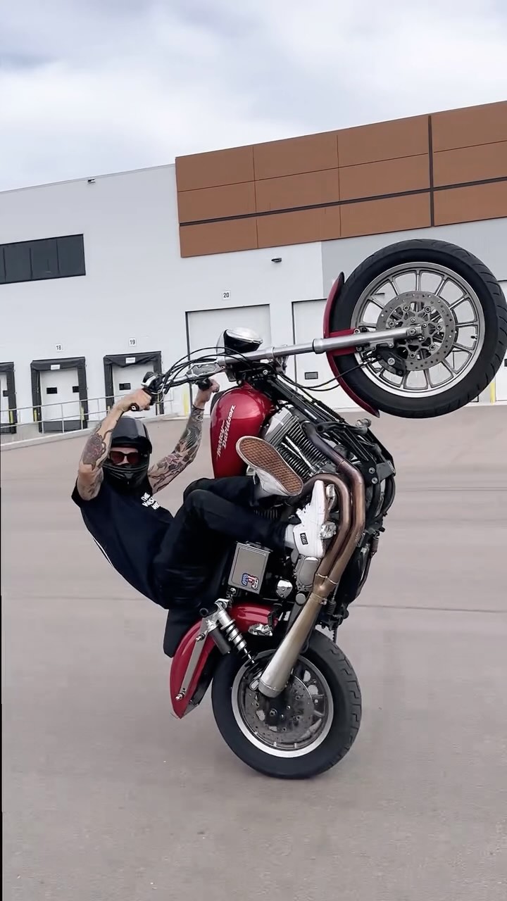 TwistedTea & wheelie !! What’s better 😂🤘🏼 - @treydontplayyy @vulgarusa ...