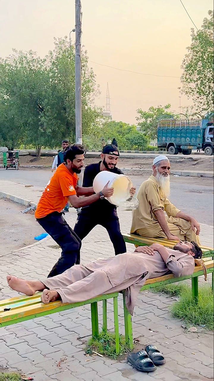 Garmi bht hy bhai 🤣 | Imtiaz Rajput | Facebook
