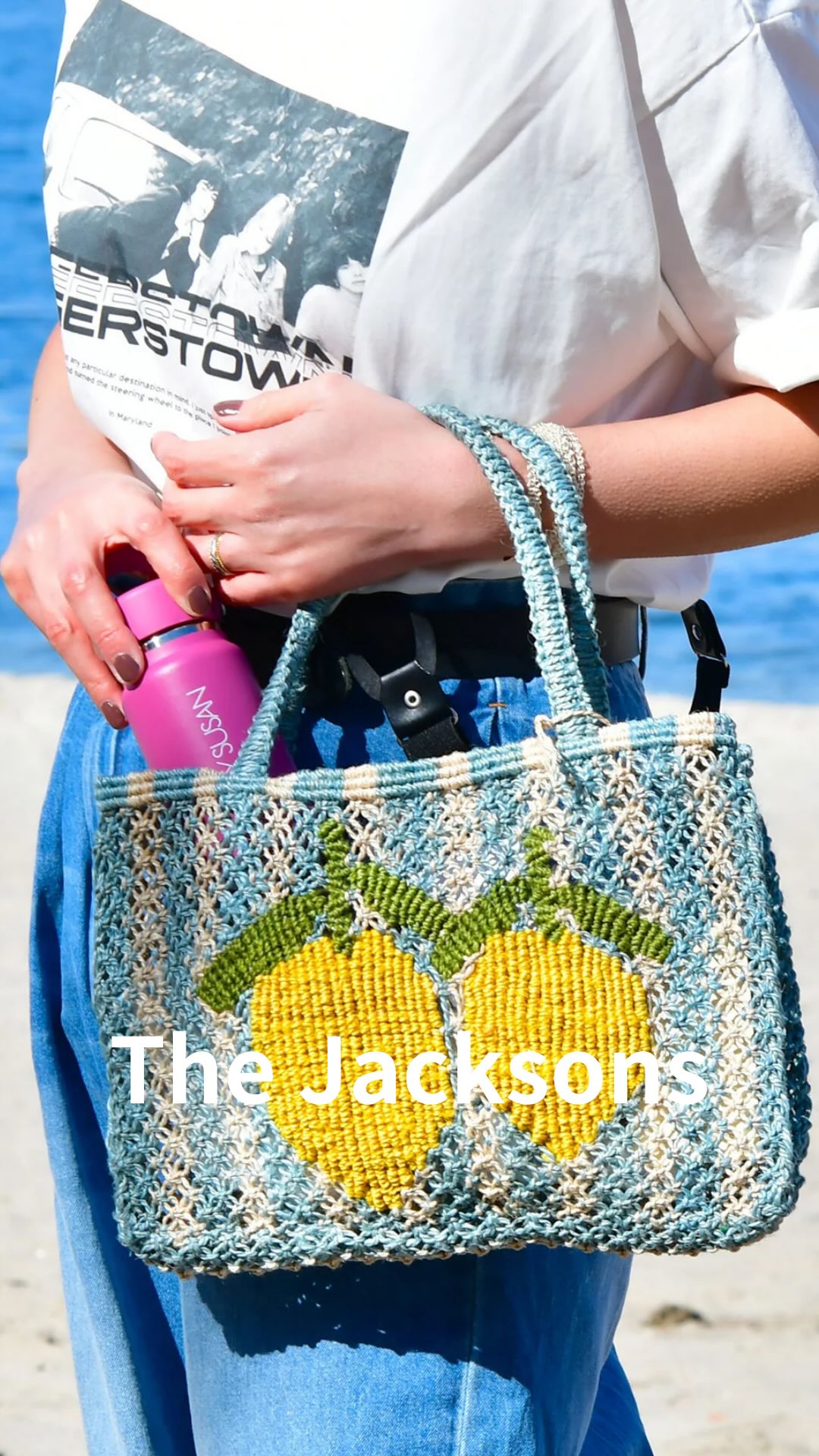 目を引くチアフルなルックスが世界中で大人気❤︎「The Jacksons（ザ