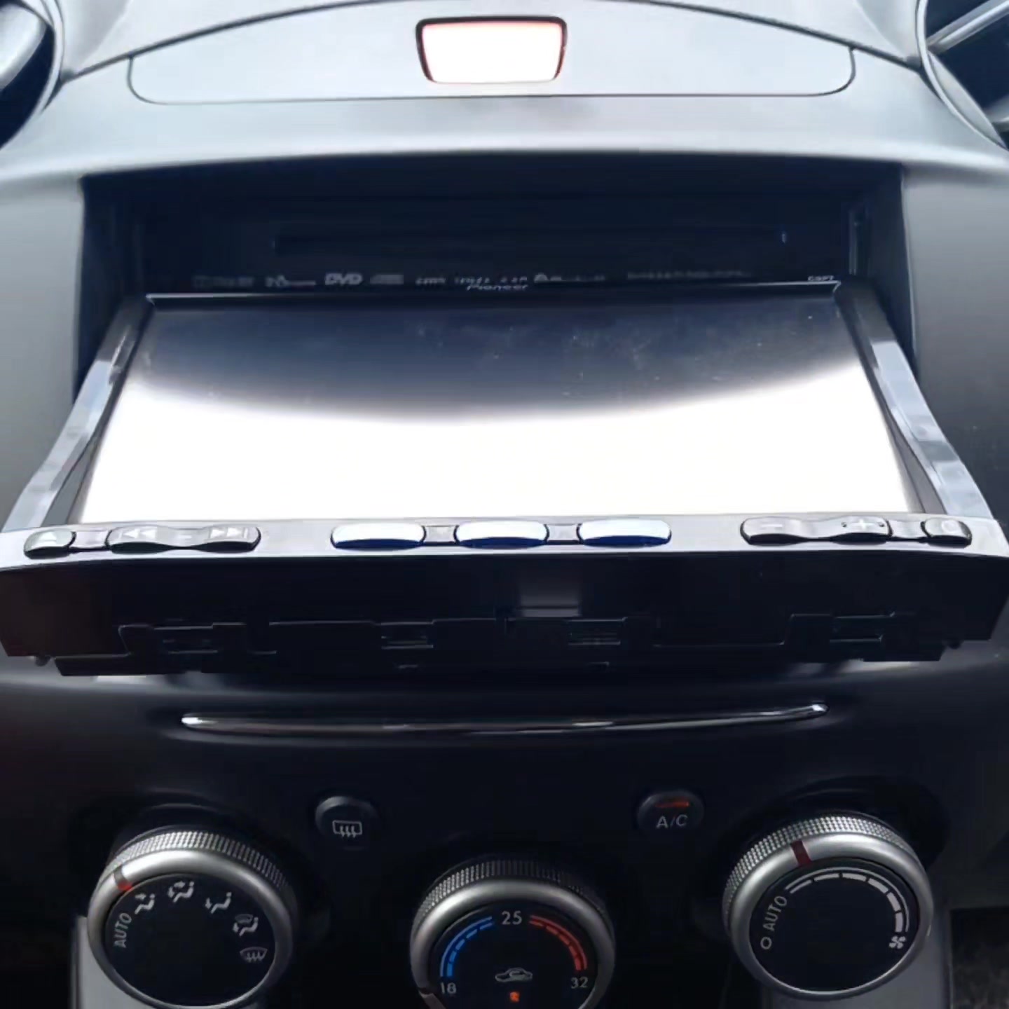 MAZDA DEMIO PIONEER C9P7 CAR RADIO WITH E0000009 -SD CARD SOLUTION