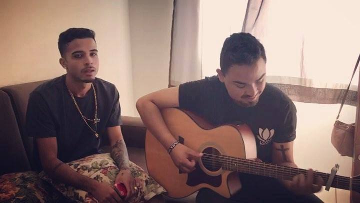 MC Raji - Só um pedacinho desse acústico com o fera...
