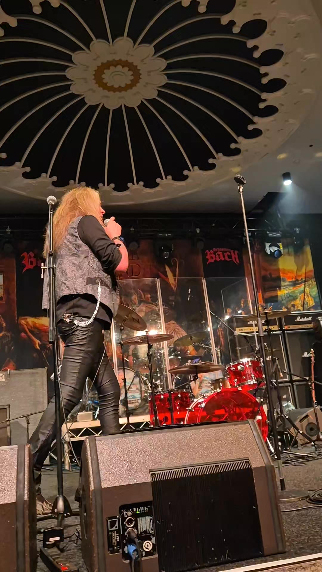 Hey Rockers.... Saw Baz the other night in Brisbane and he threw in a ...