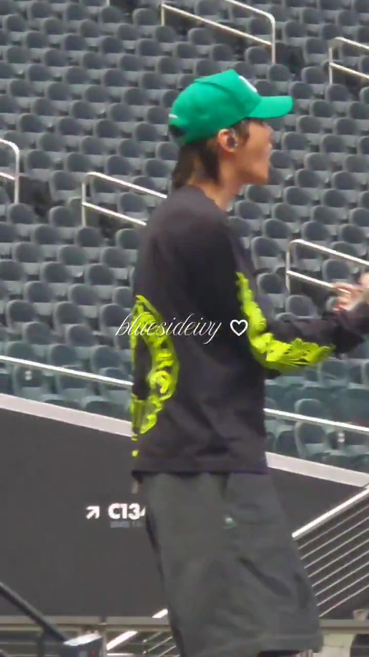 J-HOPE today in las vegas 💜 #BTS_WORLDTOUR_ARIRANG_LASVEGAS D2