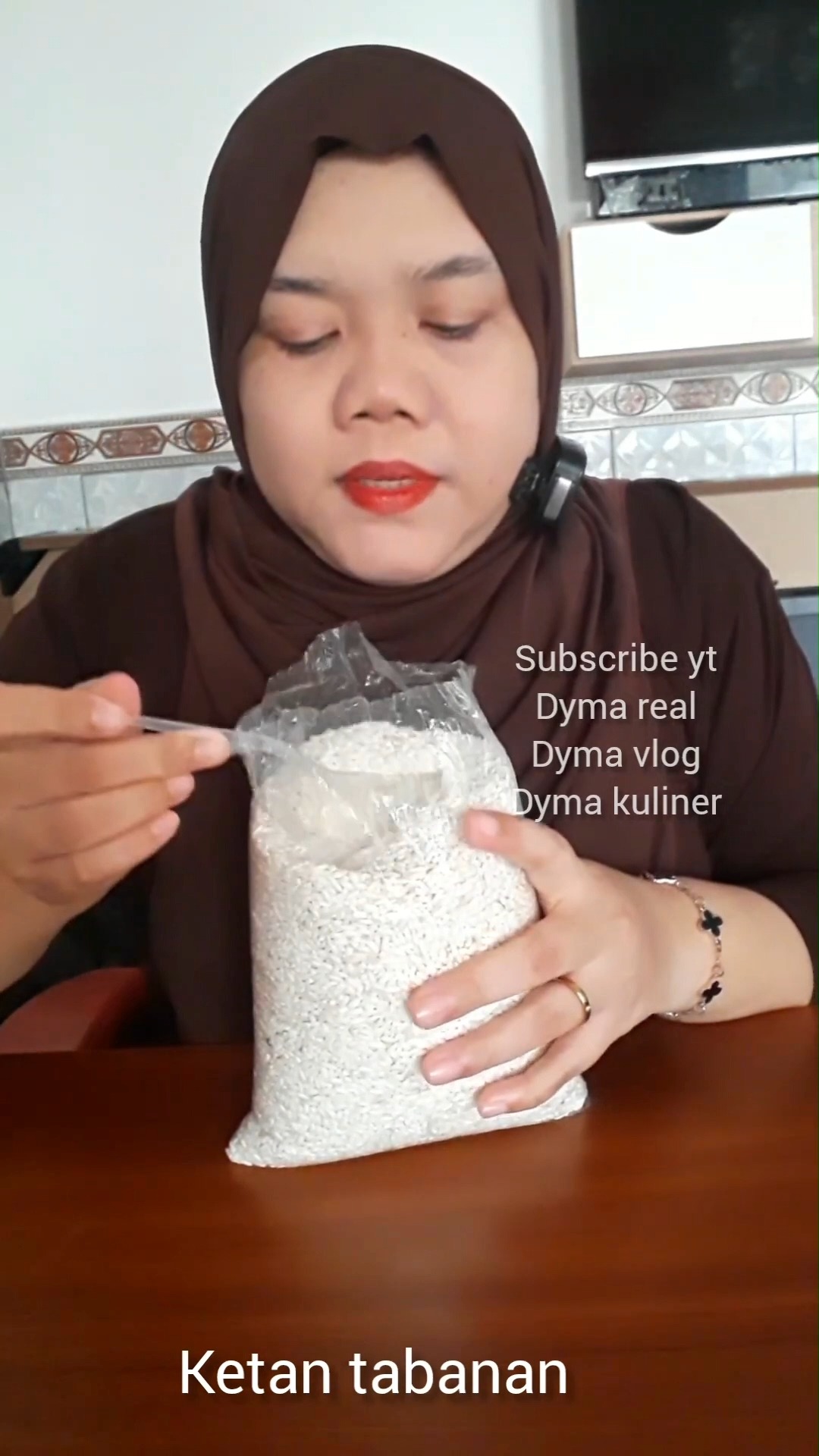 #asmr #rawrice #rawriceeating #fbviralreels | Raw Rice Junkie | Facebook