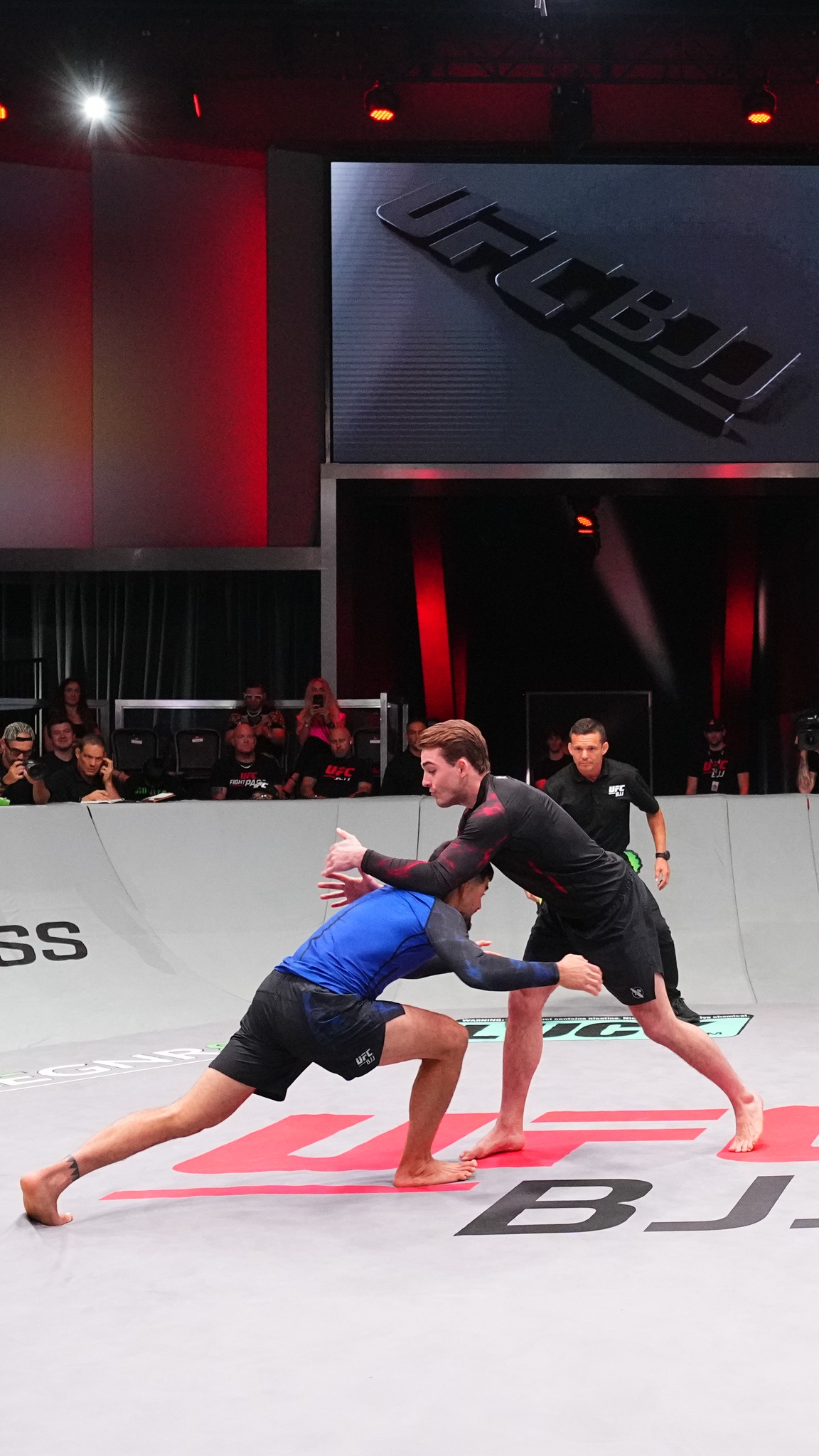 Round of the year ⁉️ Andrew Tackett and Renato Canuto kept an INSANE ...