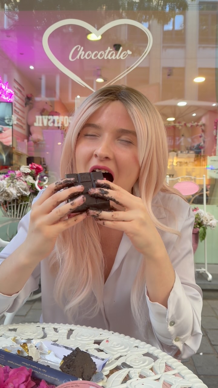 Do you call it CACAO or COCOA? 🍫 | The Chocolate Journalist