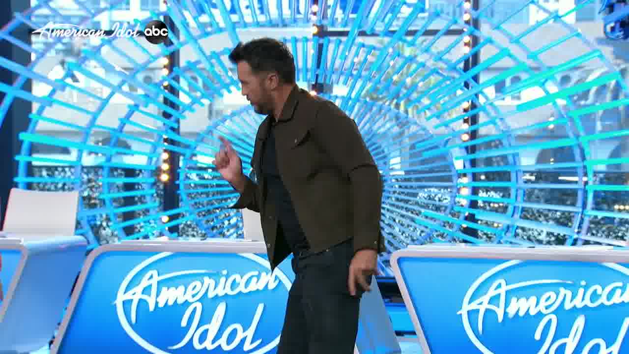 Anthony Key Auditions For American Idol 2021 | Anthony Key pops, locks ...