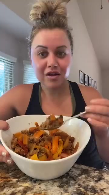 Full body workout done! Now we eat #lowcarb #weightlossjourney #mukbang ...