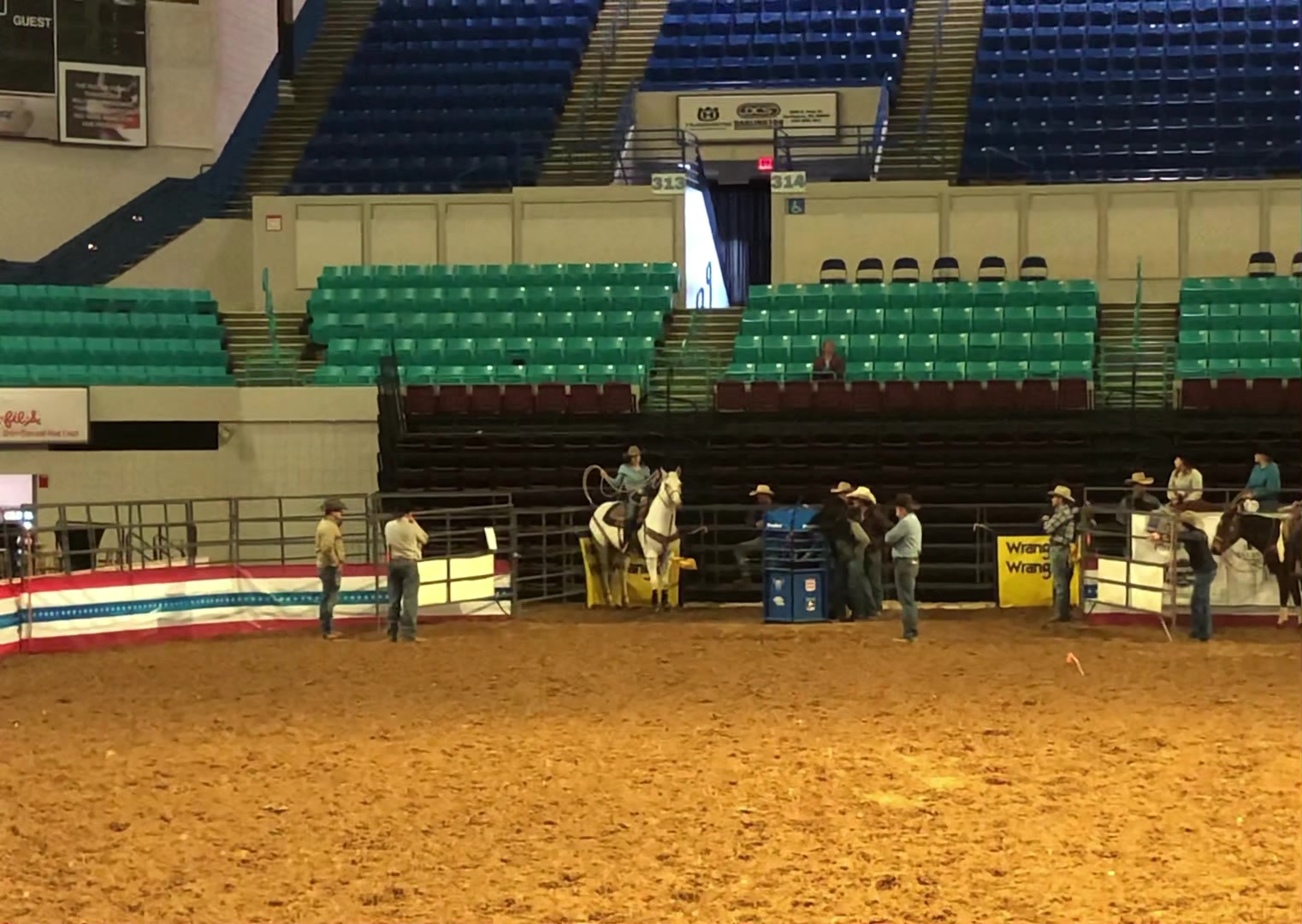 Chloe Cox Rodeo Athlete