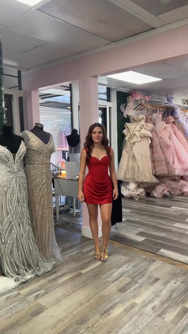 ✨ Tu vestido de Quinceañera, tu color y tu momento inolvidable. 👑, En Allure Formal Wear, disfruta una experiencia personalizada y encuentra el vestido de tus sueños. Colores personalizados 