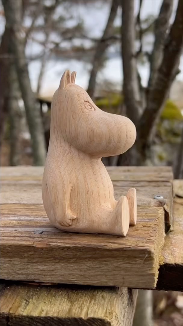 The gorgeous oak Moomin figurines by Dsignhouse have captured our