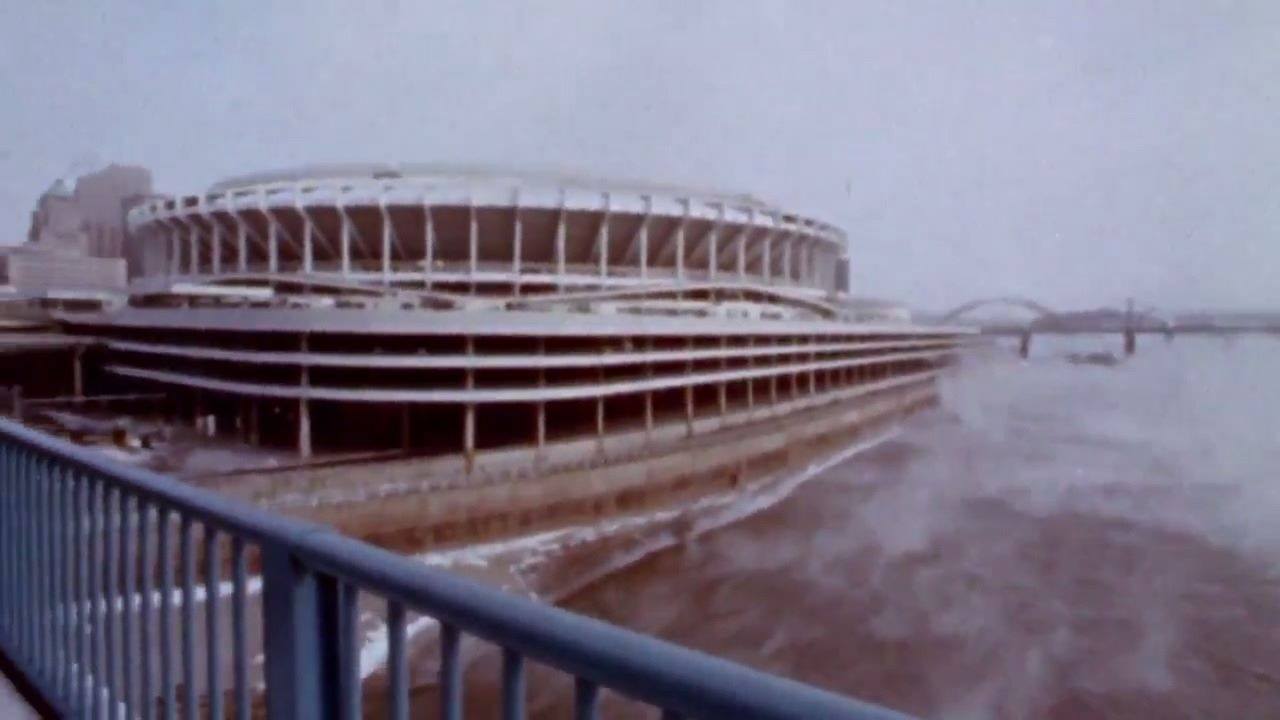 NFL100 Greatest Games The Freezer Bowl ️ 9º ️ 59º wind chill 🏆 1