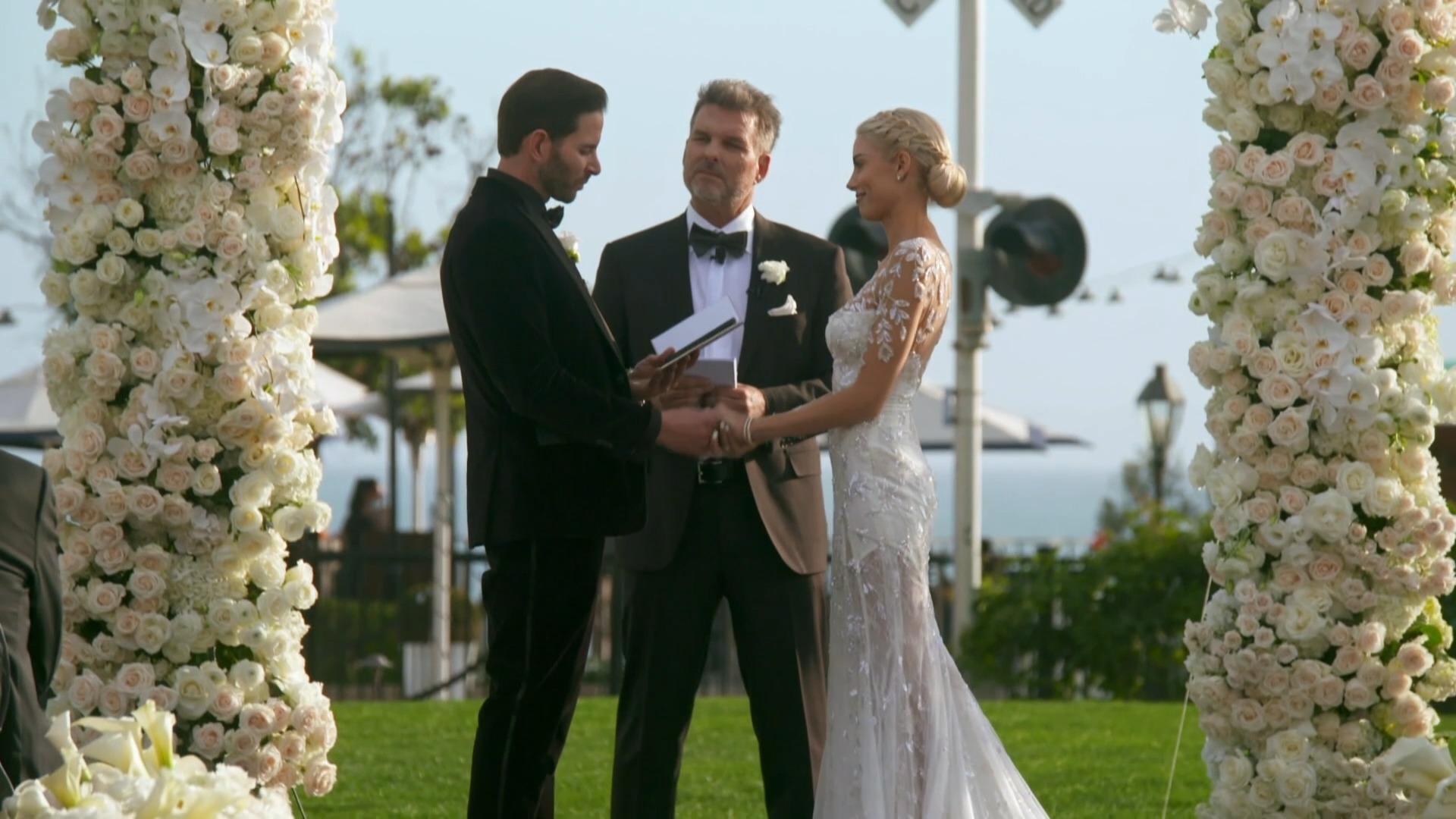 heather el moussa bridal shower dress Tarek and can't hold back tears as they tie the knot during their romantic ceremony ❤️ #TarekAndHeatherTheBigIDo, Watch full episodes on discovery+: https://bit.ly/3HfHr6e resortsale2026 Black Viscose Blend Popper Italian Size MEN:IT37 | XS