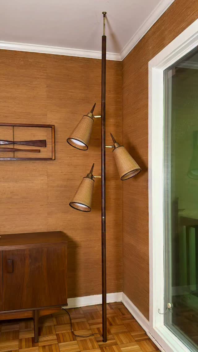 Charming mid-1960s Model 1544 tension pole lamp by Bruce