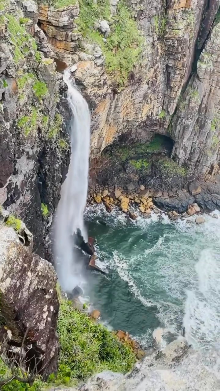 🌊 Mfihlelo Falls, Eastern Cape – The Secret Jewel of the Wild Coast 🌿 ...