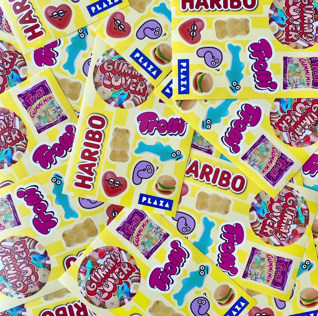 Hariboからコアラの形をしたグミキャンディ コララ が登場 サワーパウダーをまぶしたコーラ味で コーラ コーラ オレンジ コーラ チェリーの3種類がアソートで入っています Haribo コララ 399 税込 アイテムの詳細はこちらから By プラザ