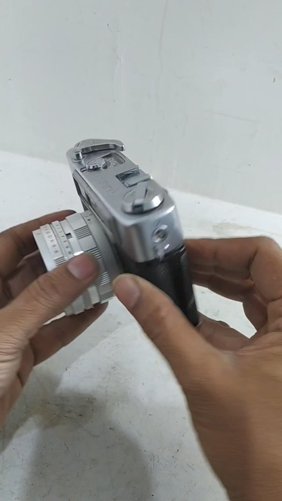 Yashica Minister II Bought, it won't fire, but very clean