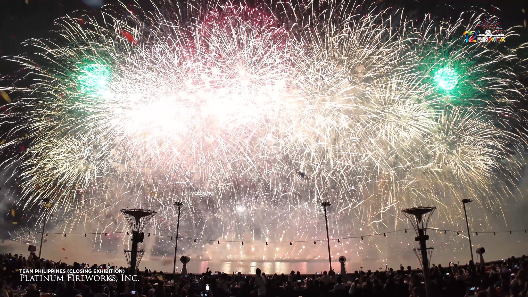 We can't get enough of fireworks just like how the Philippines ...