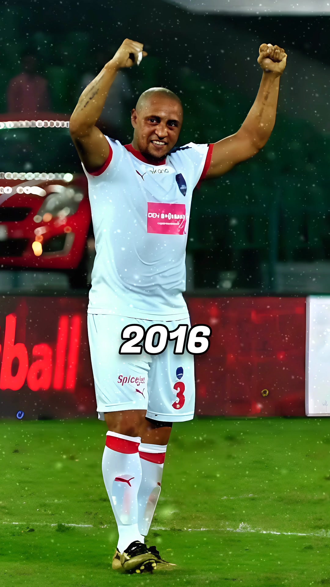 Roberto Carlos from the time he played for Uniao Sao Joao (1991-1993)