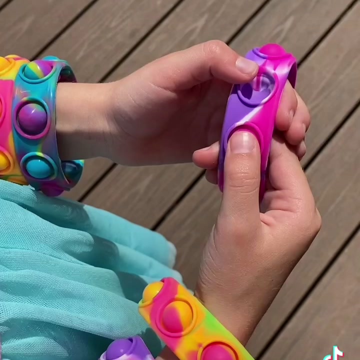 Fascia Fidget Crazy Snaps Confetti, Colori Assortiti, Venduta Singolarmente