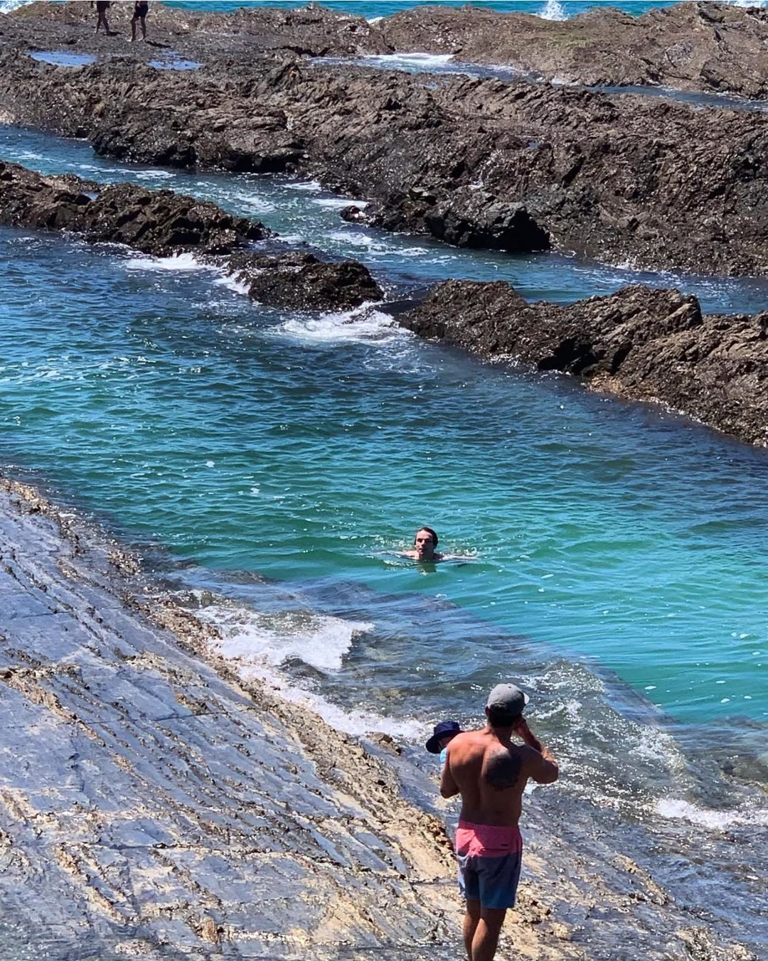 Rock pool, Snapper Rocks. . . . . #iloverainbowbay #snapperrocks # ...