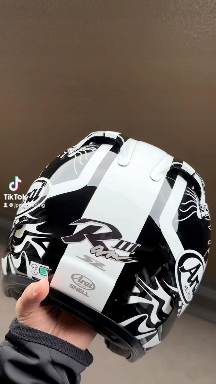 🛑 ARAI SZ-RAM3 RIPTIDE 🛑 ITEM NO 340🛑 SIZE M🛑 RM6800 SIAP POS
