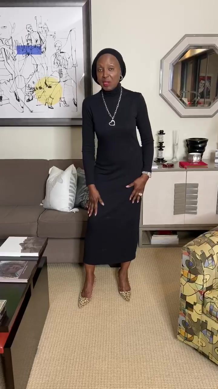 Wardrobe Warriors, come join me tonight around 10 pm ET on @qvc Fashion Night In with the beautiful @courtneykhondabiqvc 💋 Bringing you my first ever mock neck midi dress! Your favorite new lounge 