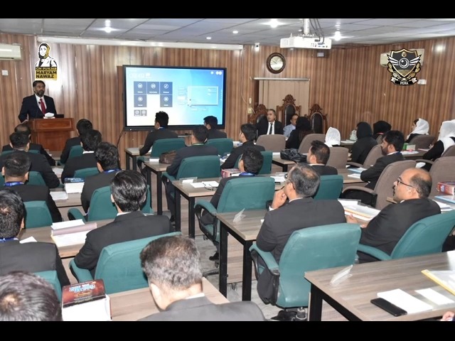 𝐏𝐫𝐨𝐬𝐞𝐜𝐮𝐭𝐨𝐫𝐬 𝐚𝐥𝐥 𝐬𝐞𝐭 𝐭𝐨 𝐠𝐨 𝐭𝐨 𝐟𝐢𝐞𝐥𝐝 𝐨𝐟𝐟𝐢𝐜𝐞𝐬 Orientation training of ...