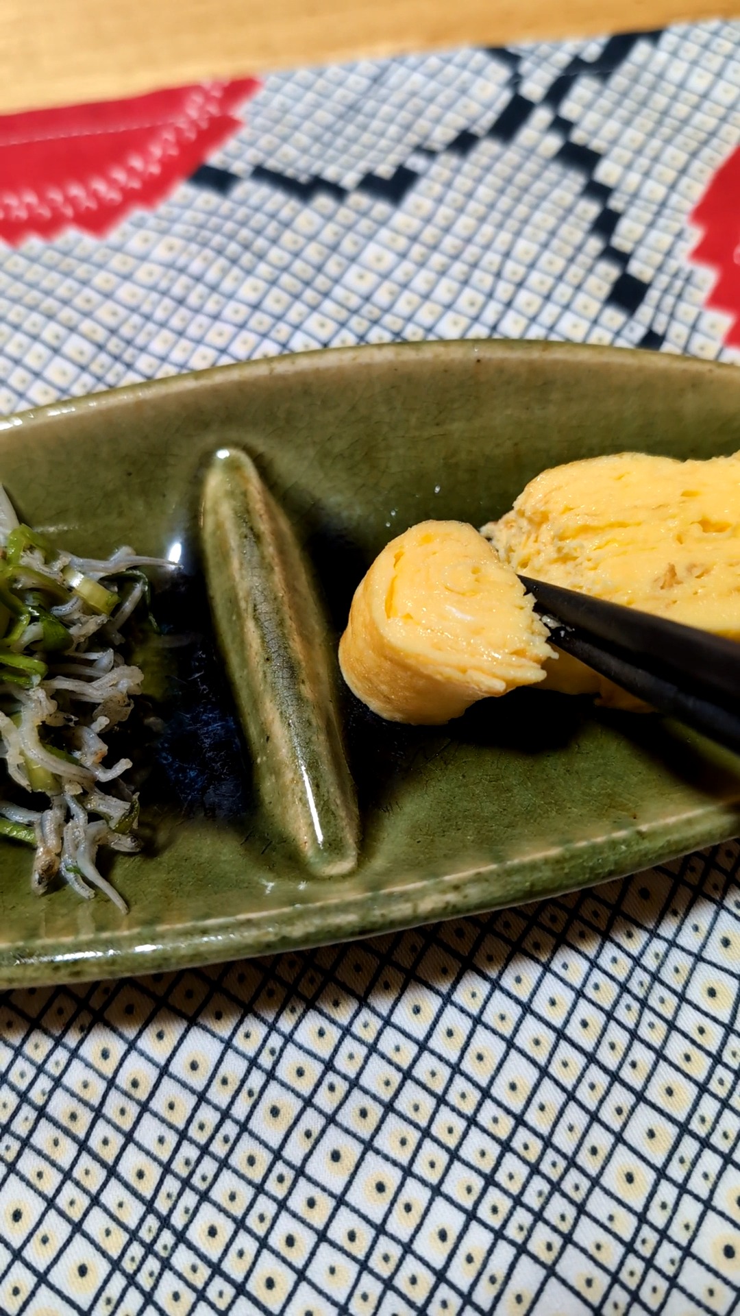 石橋食堂 https://nobeokan.jp/%E3%82%B0%E3%83%AB%E3%83%A1-2/ramen/%E7%9F%B3 ...