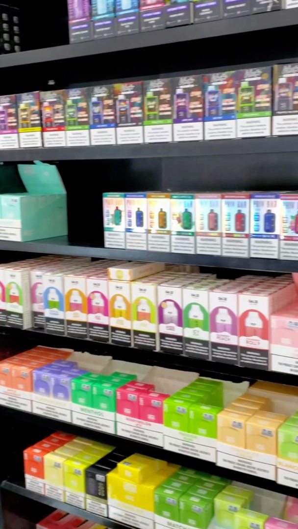 vape juice store locator Two locations, one shared mission: to elevate your vaping experience. 🌐💨, 📍3013 W Sahara Ave, Las Vegas, NV 89102 ☎️(702) 331-1104, 📍2413 S Eastern Ave, Las Vegas, NV 89104 ☎️(213) 713-6717, Flavor:Blackberry Cherry Pomegrnate Efectos del vaporizador frente peach raspberry