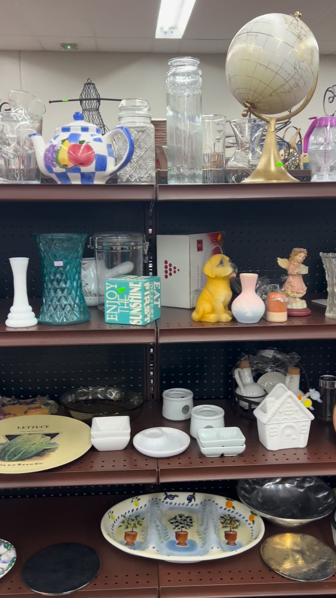 What piece would you take from this shelf? ??????? Qué pieza tomarías ...